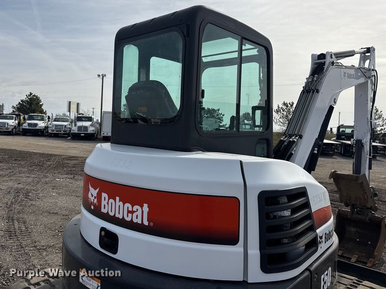 image for item EG2136 2015 Bobcat E50 mini excavator