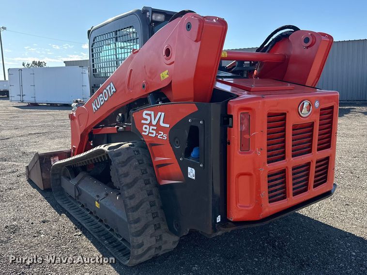 image for item EG2140 2018 Kubota SVL95-2S tracked skid steer loader