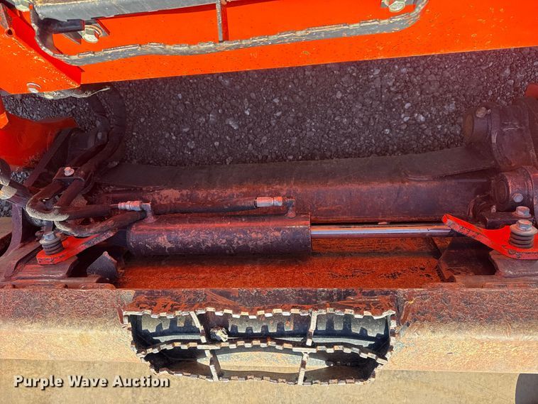 image for item EG2140 2018 Kubota SVL95-2S tracked skid steer loader