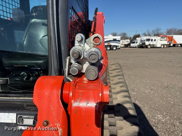 image for item EG2140 2018 Kubota SVL95-2S tracked skid steer loader