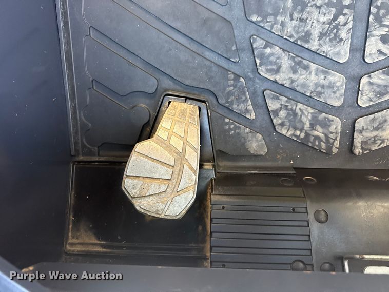 image for item EG2140 2018 Kubota SVL95-2S tracked skid steer loader