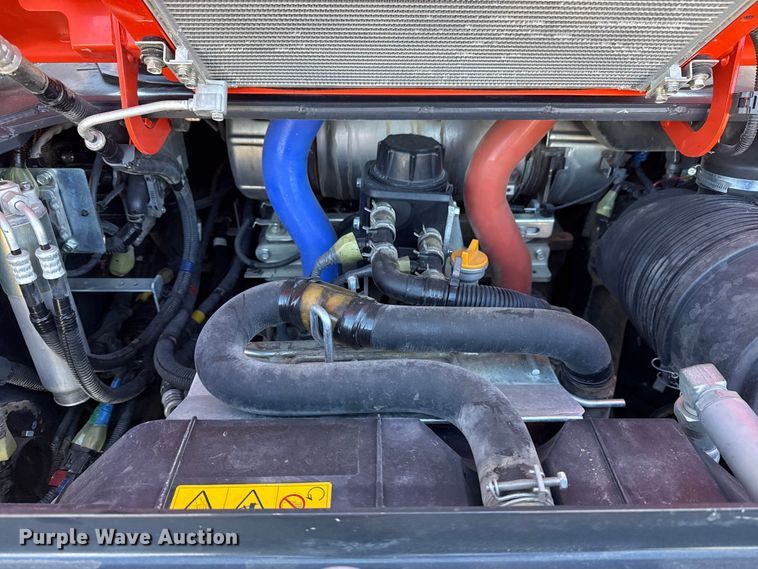 image for item EG2140 2018 Kubota SVL95-2S tracked skid steer loader