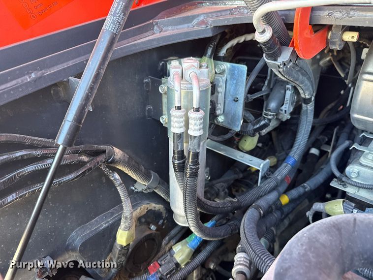 image for item EG2140 2018 Kubota SVL95-2S tracked skid steer loader