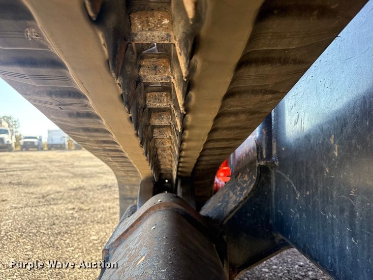 image for item EG2140 2018 Kubota SVL95-2S tracked skid steer loader