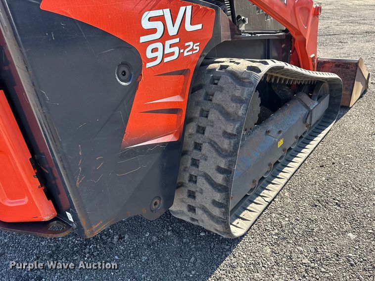 image for item EG2140 2018 Kubota SVL95-2S tracked skid steer loader