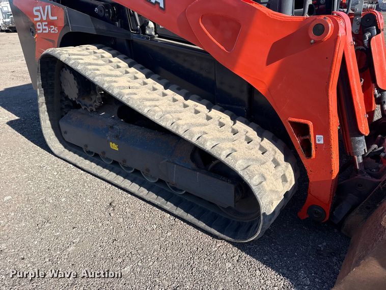 image for item EG2140 2018 Kubota SVL95-2S tracked skid steer loader