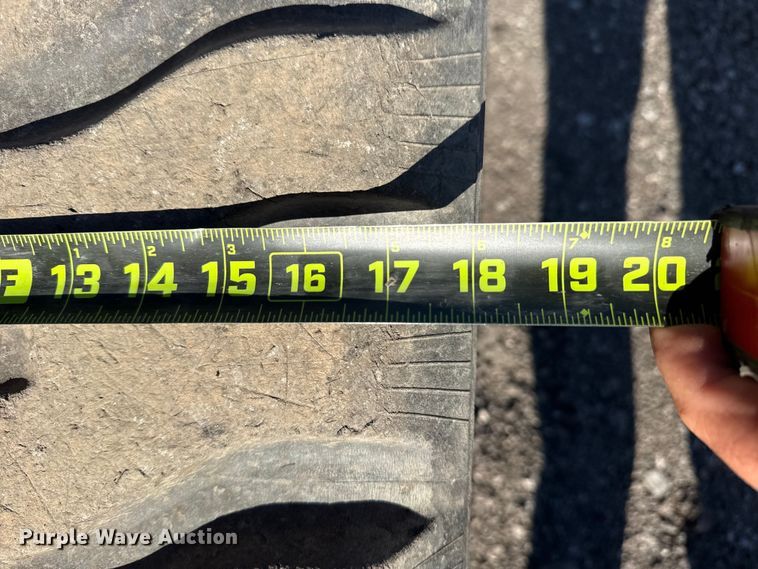 image for item EG2140 2018 Kubota SVL95-2S tracked skid steer loader