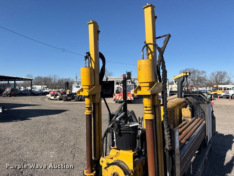 image for item EG2141 2016 Vermeer D9X13III directional boring unit