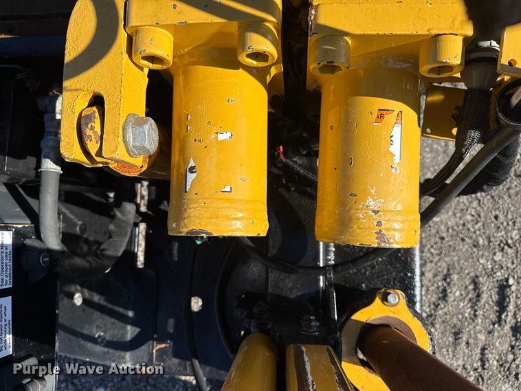 image for item EG2141 2016 Vermeer D9X13III directional boring unit