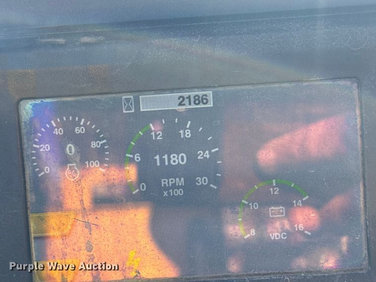 image for item EG2141 2016 Vermeer D9X13III directional boring unit