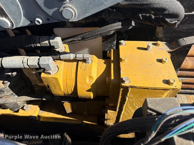 image for item EG2141 2016 Vermeer D9X13III directional boring unit