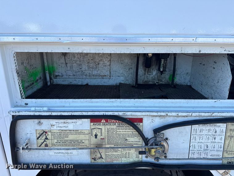 image for item EG2142 2012 Freightliner Business Class M2 utility / service truck