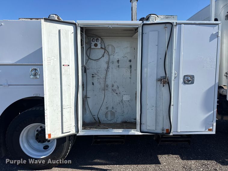 image for item EG2142 2012 Freightliner Business Class M2 utility / service truck