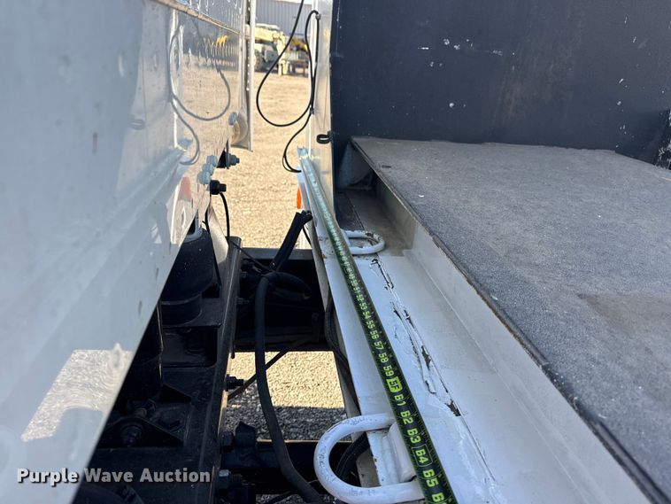 image for item EG2142 2012 Freightliner Business Class M2 utility / service truck