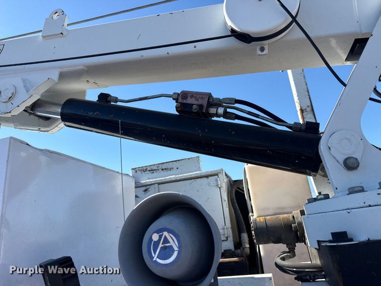 image for item EG2142 2012 Freightliner Business Class M2 utility / service truck