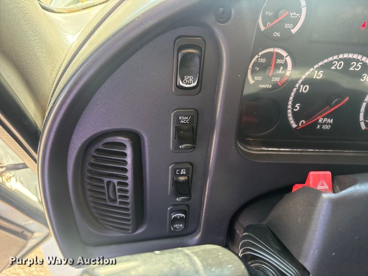 image for item EG2142 2012 Freightliner Business Class M2 utility / service truck