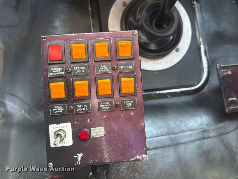 image for item EG2142 2012 Freightliner Business Class M2 utility / service truck