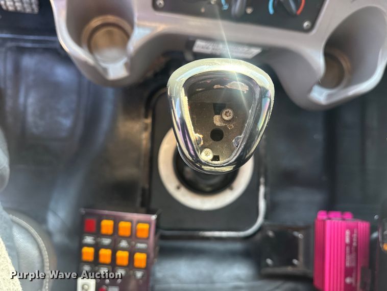 image for item EG2142 2012 Freightliner Business Class M2 utility / service truck