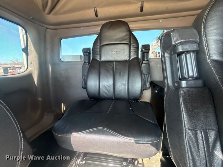 image for item EG2142 2012 Freightliner Business Class M2 utility / service truck