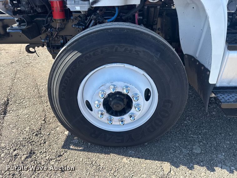 image for item EG2142 2012 Freightliner Business Class M2 utility / service truck