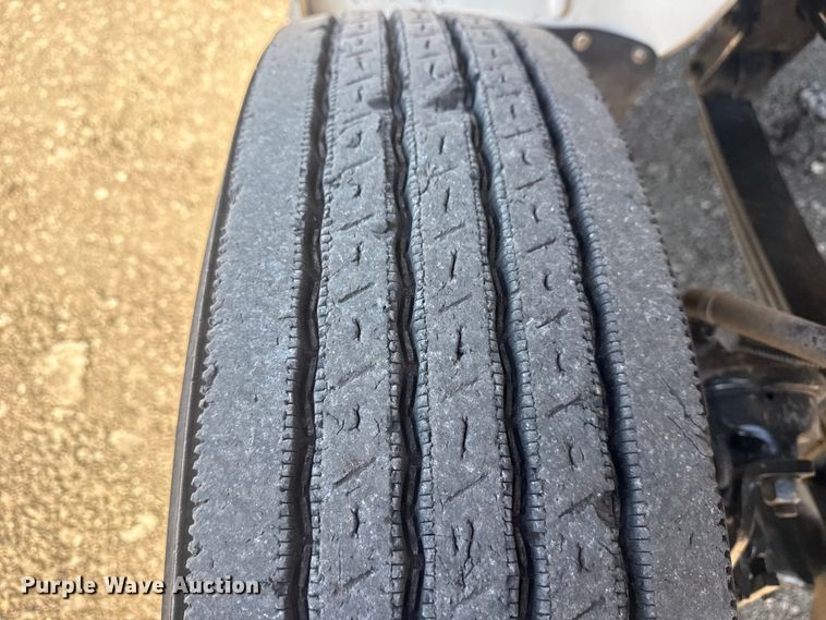 image for item EG2142 2012 Freightliner Business Class M2 utility / service truck