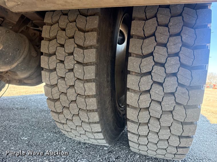 image for item EG2142 2012 Freightliner Business Class M2 utility / service truck