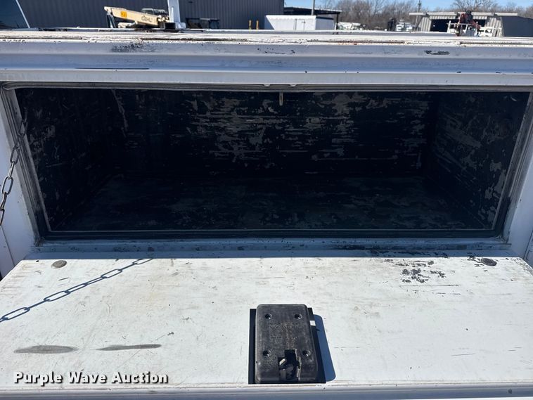 image for item EG2143 2017 Ford F350 Super Duty XL Ext. Cab utility bed pickup truck