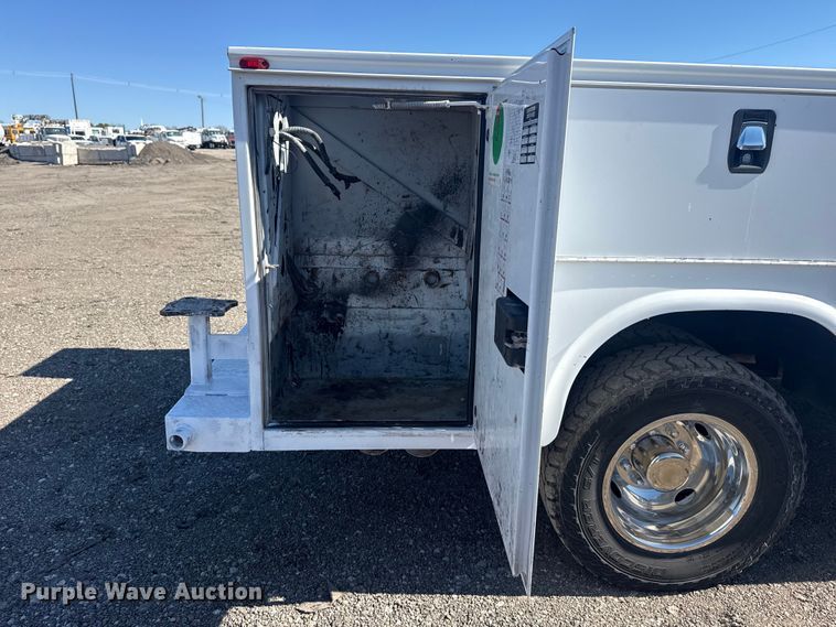 image for item EG2143 2017 Ford F350 Super Duty XL Ext. Cab utility bed pickup truck