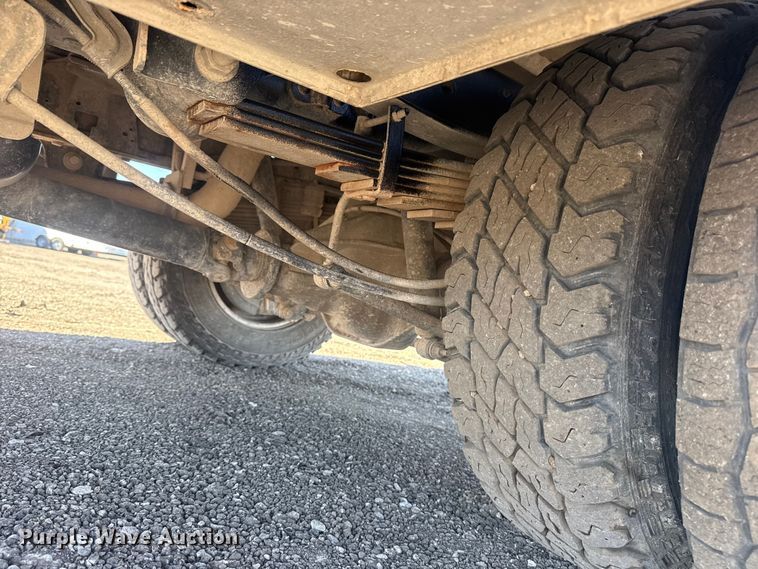 image for item EG2143 2017 Ford F350 Super Duty XL Ext. Cab utility bed pickup truck