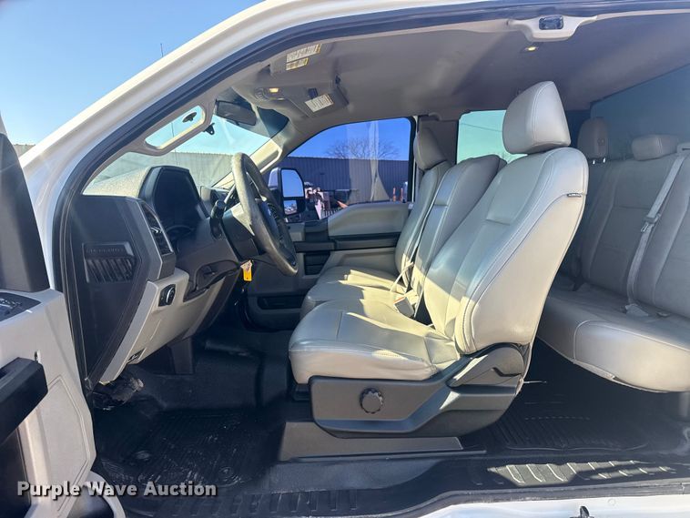 image for item EG2143 2017 Ford F350 Super Duty XL Ext. Cab utility bed pickup truck