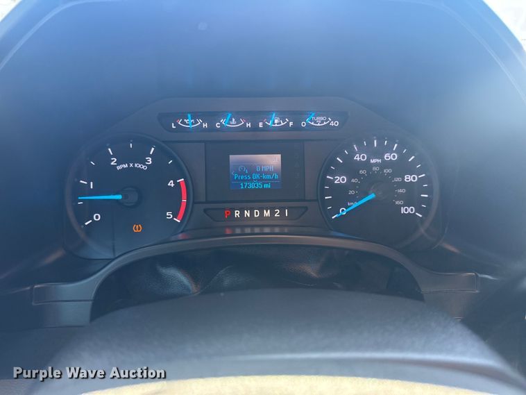 image for item EG2143 2017 Ford F350 Super Duty XL Ext. Cab utility bed pickup truck