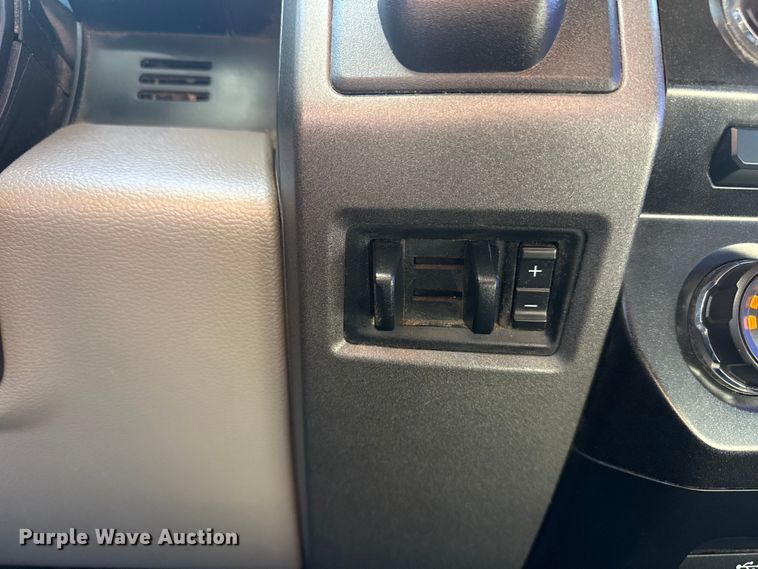 image for item EG2143 2017 Ford F350 Super Duty XL Ext. Cab utility bed pickup truck