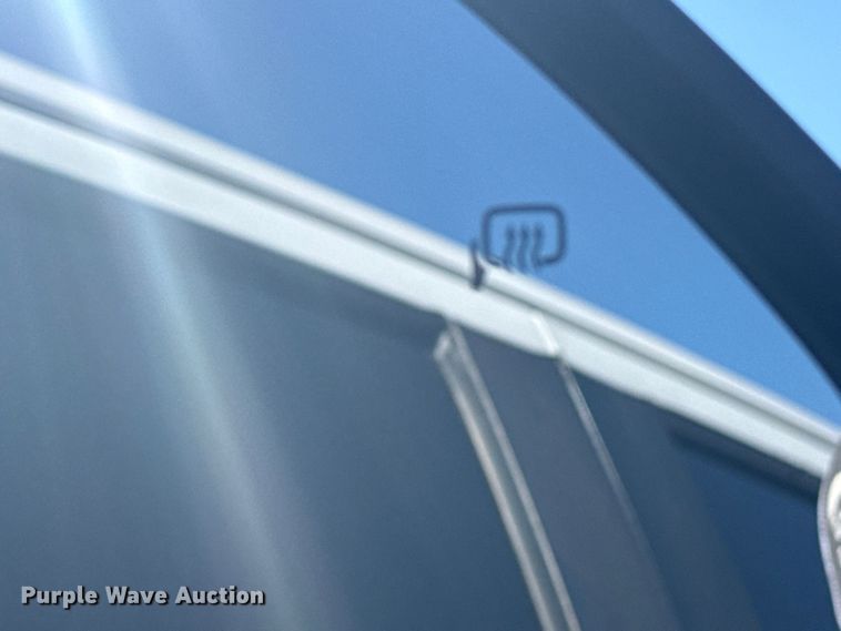 image for item EG2143 2017 Ford F350 Super Duty XL Ext. Cab utility bed pickup truck