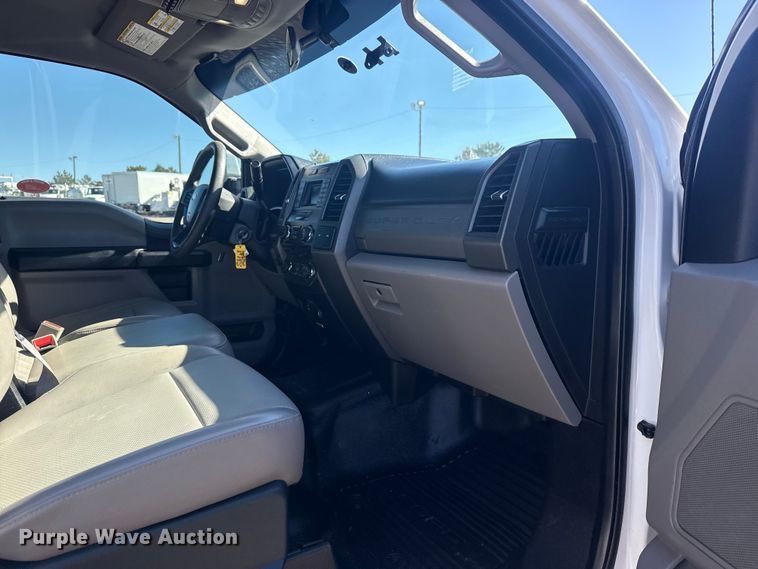 image for item EG2143 2017 Ford F350 Super Duty XL Ext. Cab utility bed pickup truck