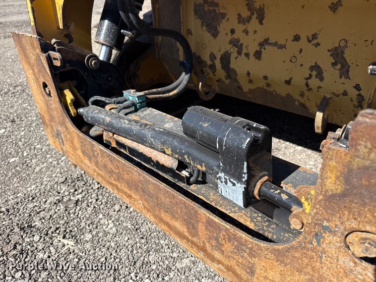 image for item EG2145 2016 Caterpillar 299D2 tracked skid steer loader