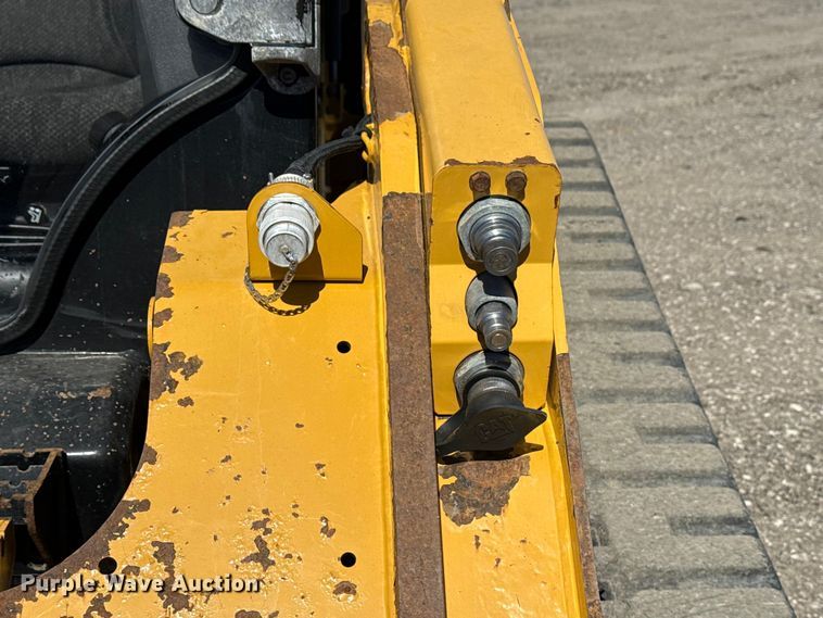 image for item EG2145 2016 Caterpillar 299D2 tracked skid steer loader