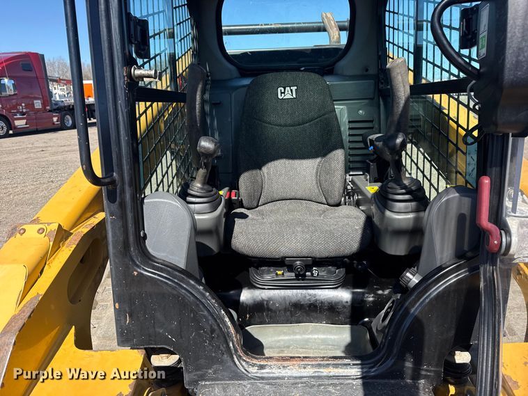 image for item EG2145 2016 Caterpillar 299D2 tracked skid steer loader