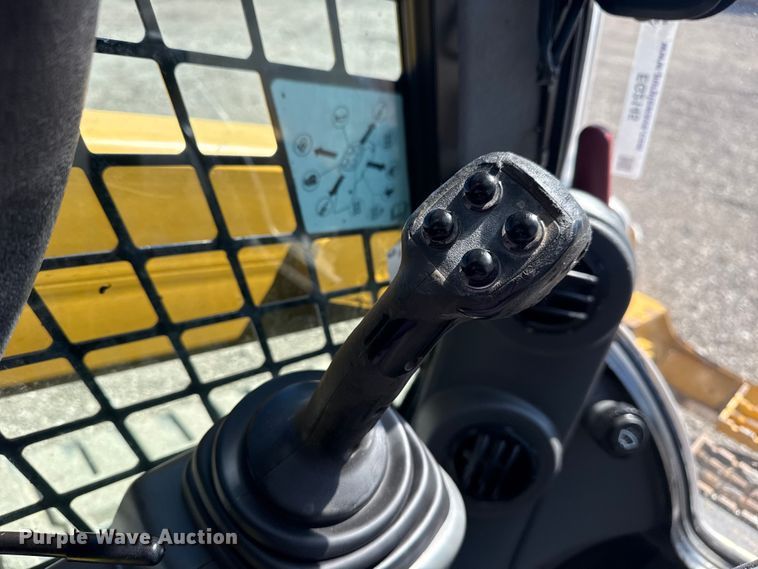 image for item EG2145 2016 Caterpillar 299D2 tracked skid steer loader