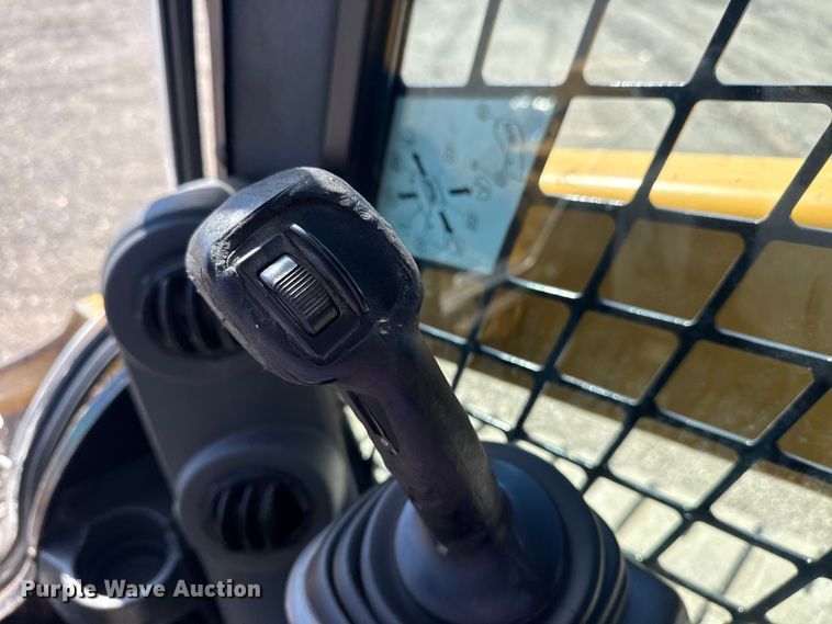 image for item EG2145 2016 Caterpillar 299D2 tracked skid steer loader