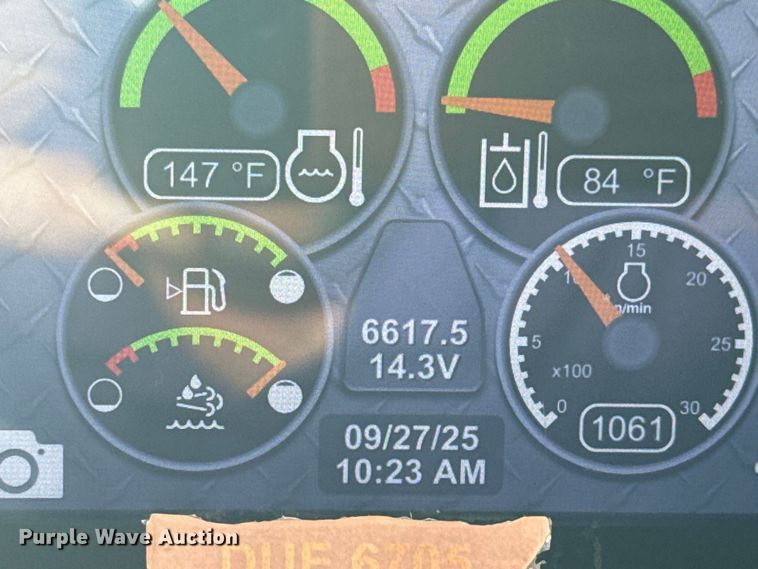 image for item EG2145 2016 Caterpillar 299D2 tracked skid steer loader