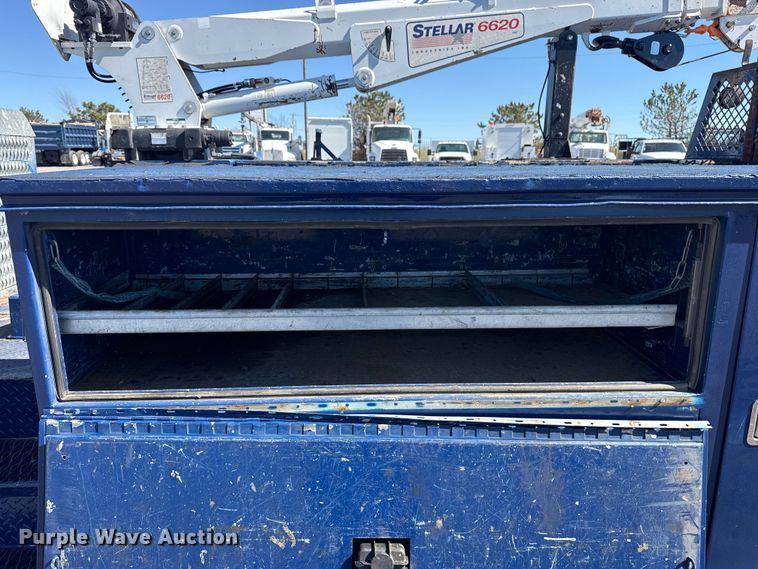 image for item EG2146 2010 Ford F550 Super Duty XL utility / service truck