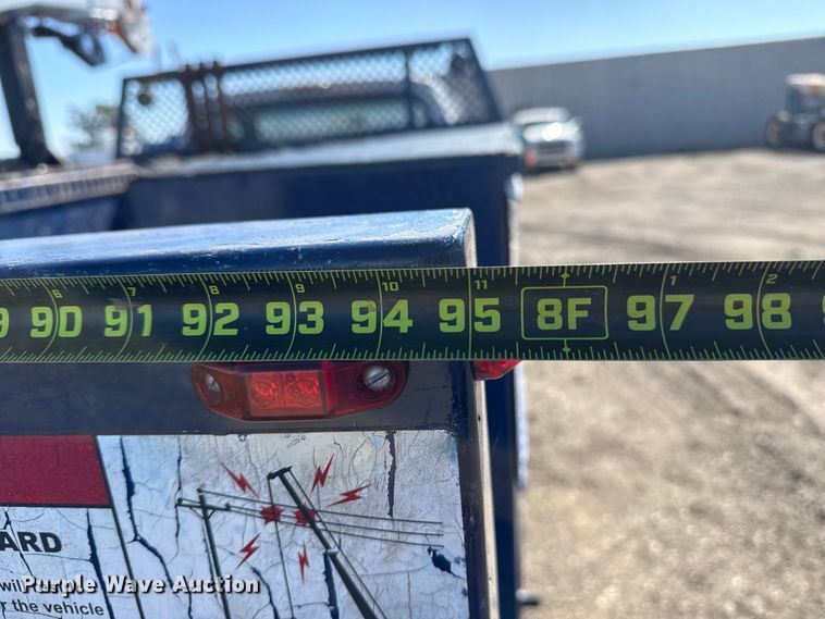 image for item EG2146 2010 Ford F550 Super Duty XL utility / service truck