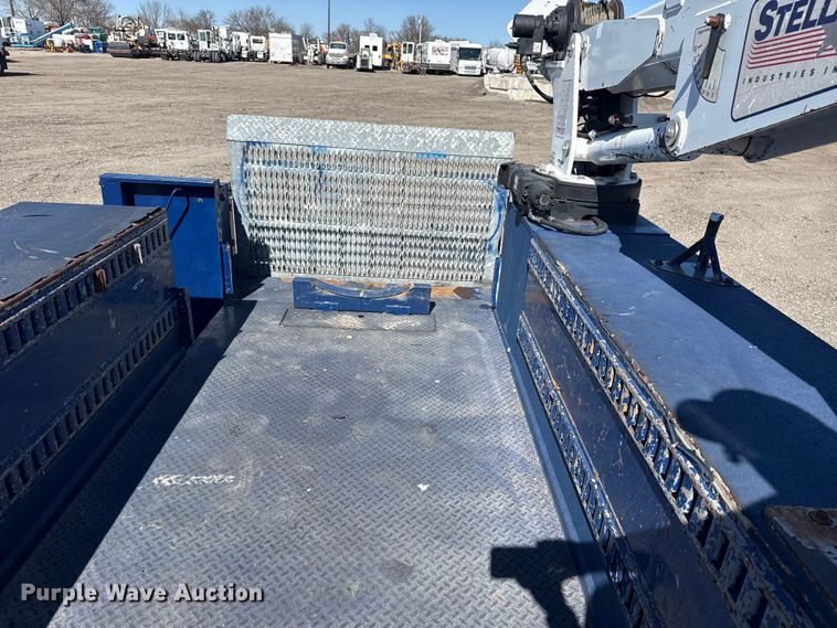 image for item EG2146 2010 Ford F550 Super Duty XL utility / service truck