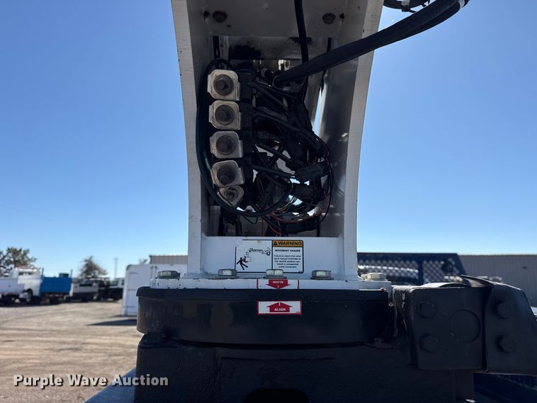 image for item EG2146 2010 Ford F550 Super Duty XL utility / service truck