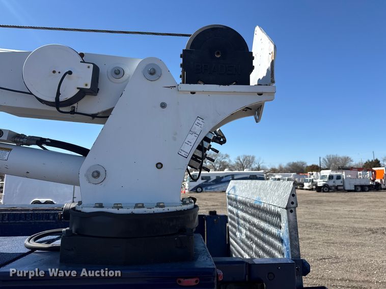 image for item EG2146 2010 Ford F550 Super Duty XL utility / service truck