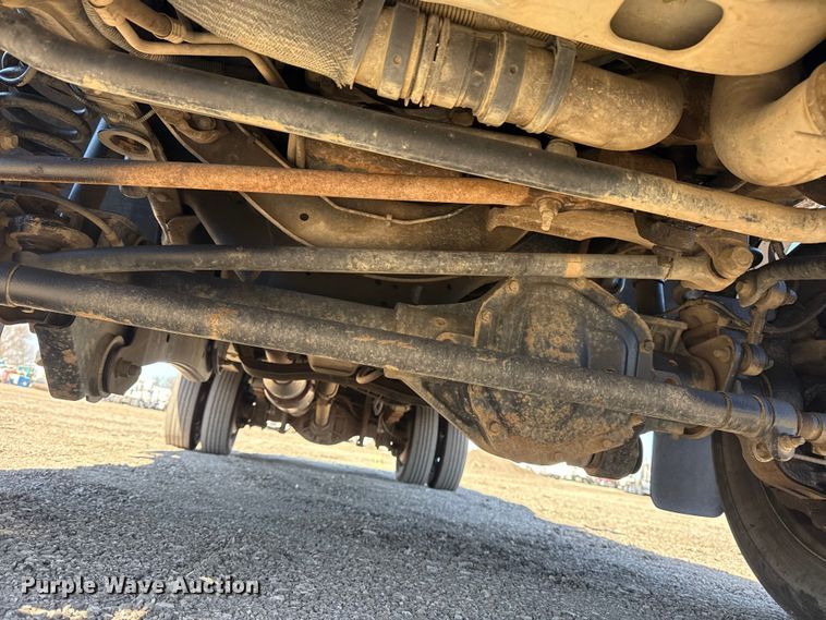 image for item EG2146 2010 Ford F550 Super Duty XL utility / service truck