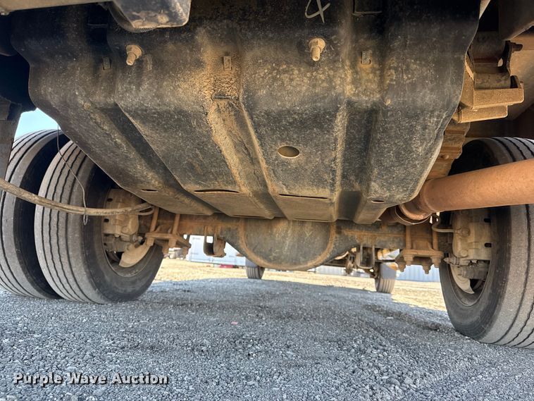 image for item EG2146 2010 Ford F550 Super Duty XL utility / service truck