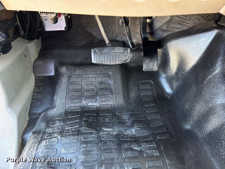 image for item EG2146 2010 Ford F550 Super Duty XL utility / service truck