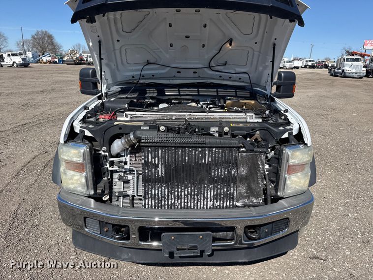 image for item EG2146 2010 Ford F550 Super Duty XL utility / service truck