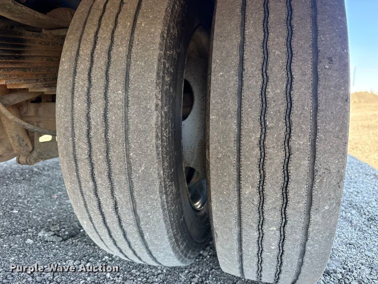 image for item EG2146 2010 Ford F550 Super Duty XL utility / service truck